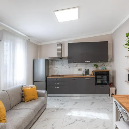 Apartment Turistico Metro C Rom
